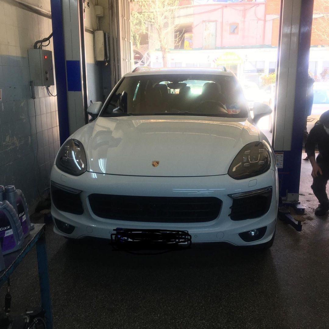 Porche cayenne şanzıman bakımıPorche#cayenne#transmission#şanzıman#bakım#hizmet#8 vites#maslak @salihotomatiksanziman